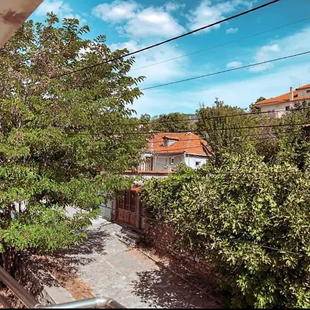 38 * Korce